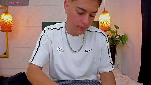 Levy Steve online show from October 8, 3:26 am