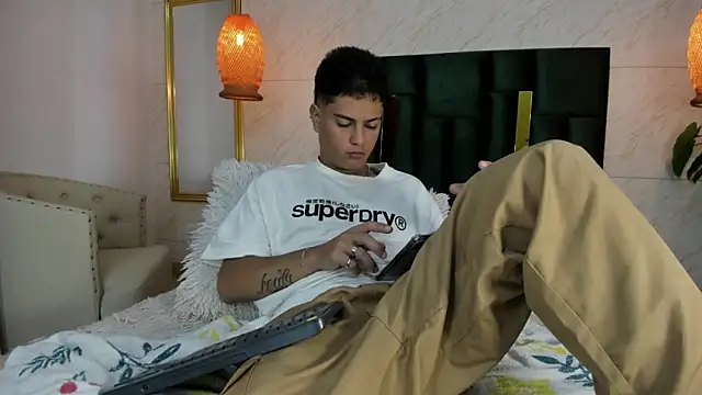 Levy Steve online show from November 6, 4:13 am