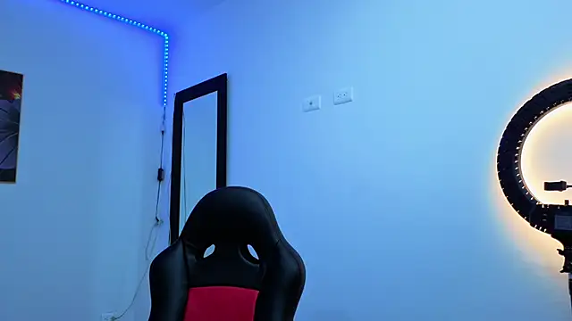 daniela xue online show from March 21, 9:18 pm