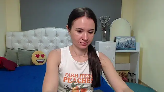 KaraCriegs online show from November 7, 6:52 pm