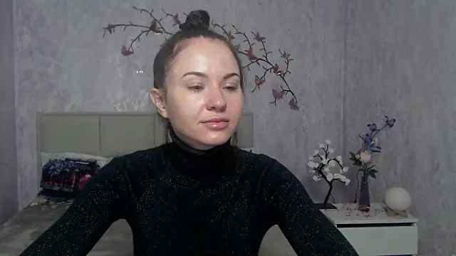 KaraCriegs online show from March 19, 6:12 pm