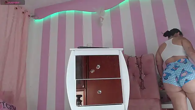 zaleya mateus online show from September 26, 11:25 am