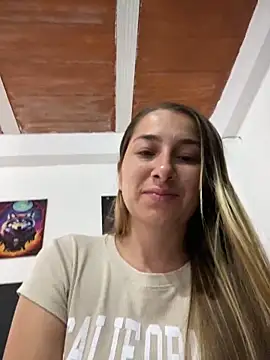 Iris love18 online show from January 28, 1:49 pm