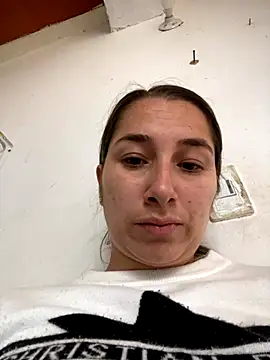 Iris love18 online show from November 17, 1:28 pm