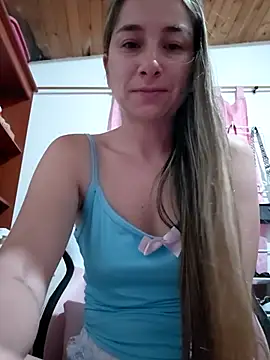 Iris love18 online show from May 13, 11:18 am