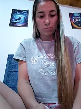 Iris love18 online show from June 19, 1:48 pm