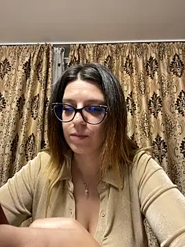 Snapshot of NadiraNoor chatting on November 10, 8:41 pm NadiraNoor online show from November 10, 8:41 pm