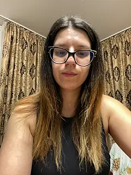 Snapshot of NadiraNoor chatting on February 15, 10:39 pm NadiraNoor online show from February 15, 10:39 pm