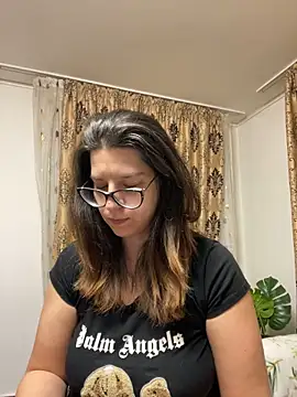 Snapshot of NadiraNoor chatting on March 18, 11:30 pm NadiraNoor online show from March 18, 11:30 pm