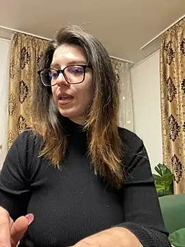 Snapshot of NadiraNoor chatting on April 2, 9:56 pm NadiraNoor online show from April 2, 9:56 pm