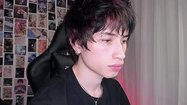 liamelf online show from October 17, 5:54 am