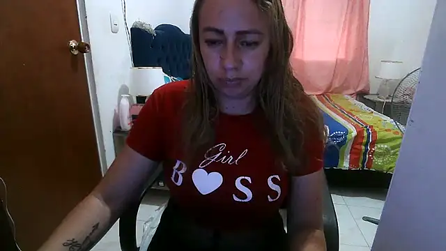 Snapshot of Chanel_87xxx chatting on April 1, 10:29 pm Chanel 87xxx online show from April 1, 10:29 pm