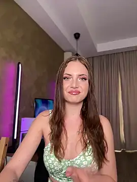 AvaGianna online show from October 18, 9:21 am