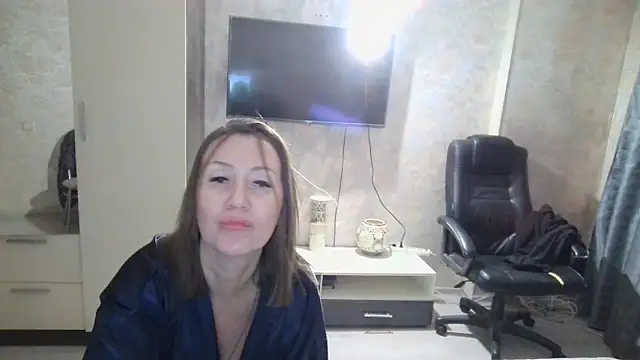 Snapshot of WindChristy chatting on December 13, 11:50 pm WindChristy online show from December 13, 11:50 pm