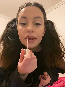 milkyhonybaby online show from March 11, 10:31 pm