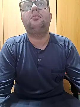 Javier bear online show from December 3, 3:54 pm