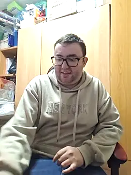 Javier bear online show from February 9, 2:32 pm