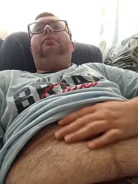 Javier bear online show from March 25, 3:07 pm