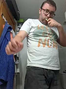 Javier bear online show from June 22, 1:52 pm