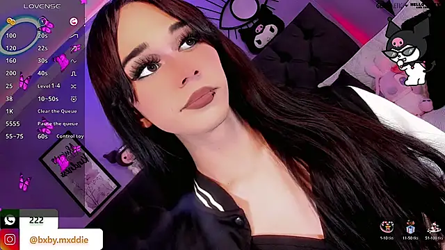 kimMaddiee online show from September 28, 5:46 am