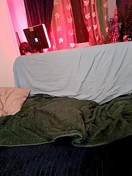 Snapshot of LillyAmore chatting on March 7, 11:05 pm LillyAmore online show from March 7, 11:05 pm