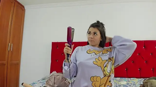 Snapshot of youlittle_perverts chatting on February 25, 4:10 pm youlittle perverts online show from February 25, 4:10 pm