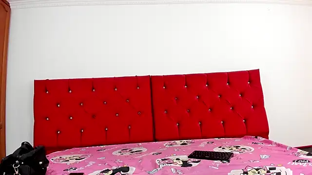 Snapshot of youlittle_perverts chatting on September 16, 1:45 pm youlittle perverts online show from September 16, 1:45 pm