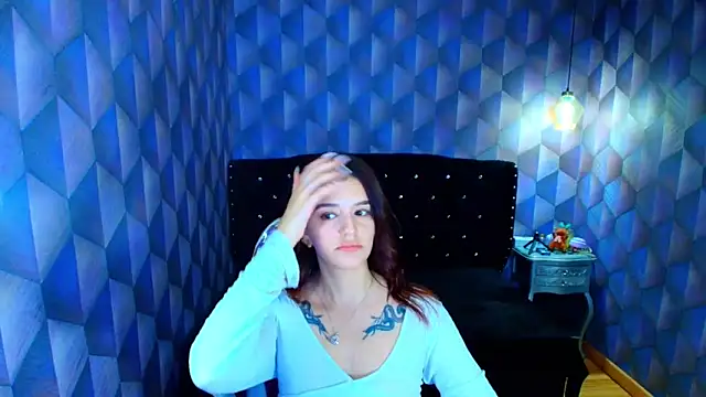 LiaHarryis online show from May 20, 7:31 pm