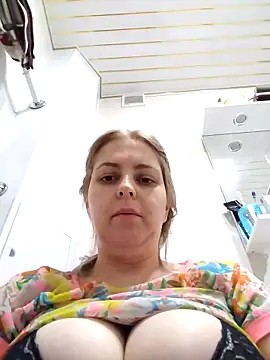 Lady nice cat online show from January 4, 3:39 pm