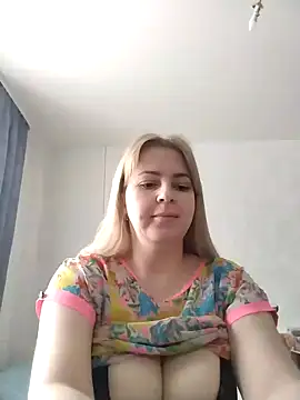 Lady nice cat online show from January 24, 3:43 am
