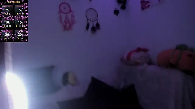 Violette-Ramirez01 online show from October 9, 11:14 pm