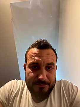 cosmin9000 online show from October 11, 1:20 pm