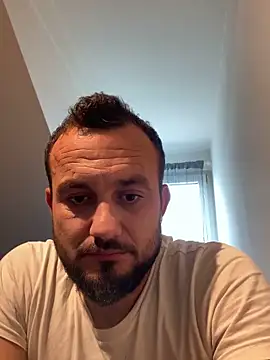 cosmin9000 online show from October 12, 10:25 am