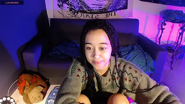 Snapshot of ela_0 chatting on February 3, 3:53 am ela 0 online show from February 3, 3:53 am