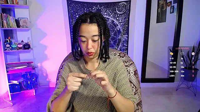 Snapshot of ela_0 chatting on January 8, 4:59 am ela 0 online show from January 8, 4:59 am