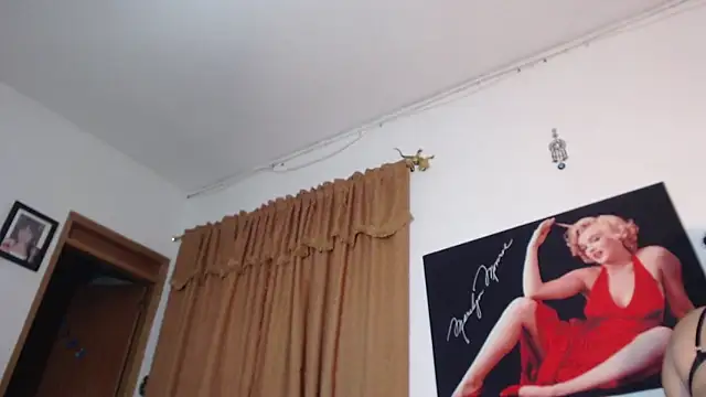 seleneh online show from January 11, 6:54 pm