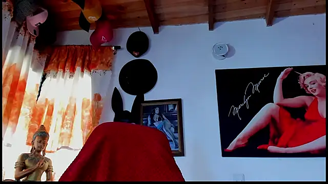 seleneh online show from September 29, 4:56 pm