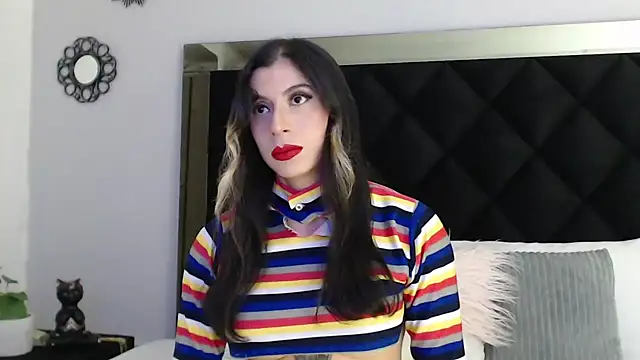 KinaCooper online show from September 27, 7:30 pm