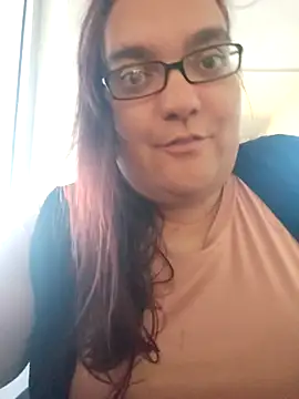 Snapshot of pleasureseekerss chatting on April 3, 3:32 pm pleasureseekerss online show from April 3, 3:32 pm