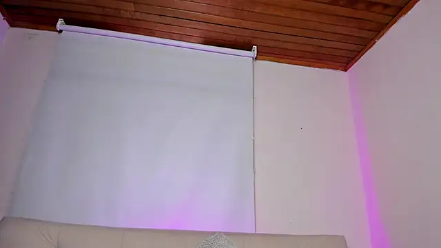 roselinedior online show from December 18, 4:28 pm