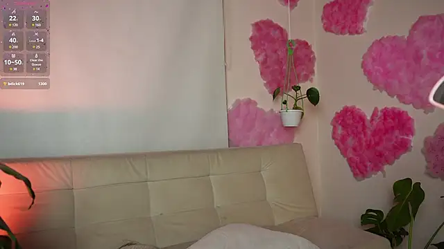 roselinedior online show from February 26, 9:16 pm