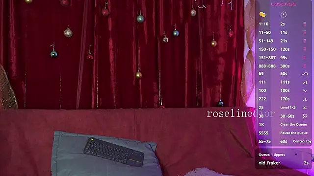 roselinedior online show from December 15, 2:10 pm