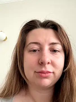 Snapshot of curvyflawless chatting on November 27, 7:43 am curvyflawless online show from November 27, 7:43 am