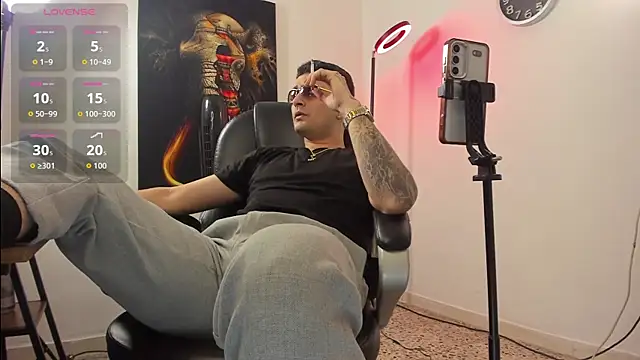 Nicolas Fellener online show from October 27, 4:27 am