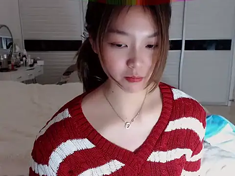 -Lucky Girl online show from December 17, 3:28 pm