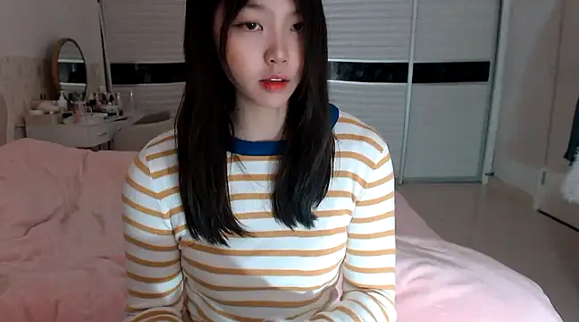 -Lucky Girl online show from March 20, 1:13 am