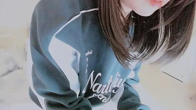 -Lucky Girl online show from October 11, 2:15 pm