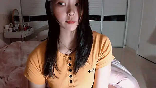 -Lucky Girl online show from December 14, 2:44 pm