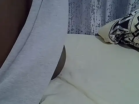 sweet veee online show from September 27, 7:35 am