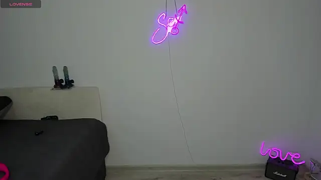 Bitch Coin online show from October 17, 12:52 pm